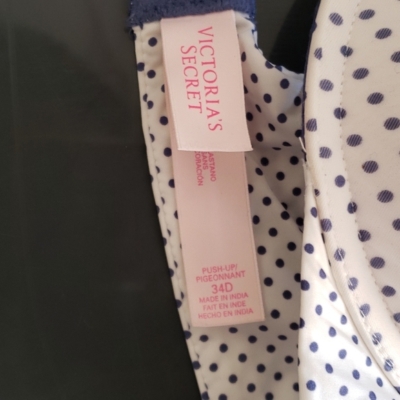 VS PINK Push-Up Bra - Picture 5 of 7